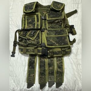 Special Opps Camo Paint Ball Vest Discontinued Paintball